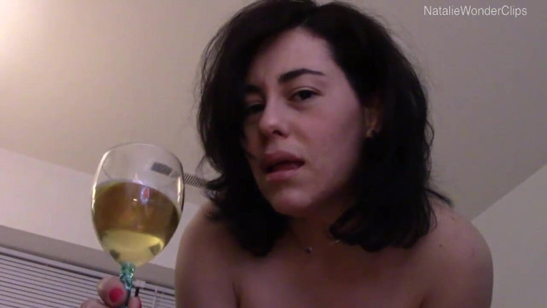 Natalie Wonder: Let Me Soda &amp; Dine You