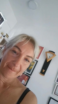 Hot Mom Tongue Teasing Ready for Hot Action