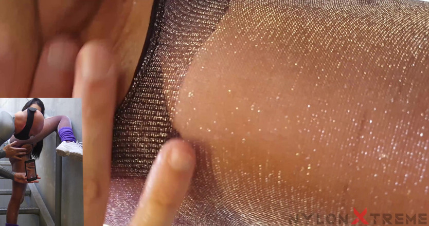 Nylon Xtreme: Nelly Kent Fetish Cheerleaders Lurex Pantyhose