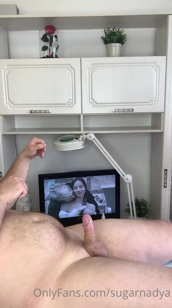 SugarNadya: SugarNadya came up with a cool method of pleasure relief...