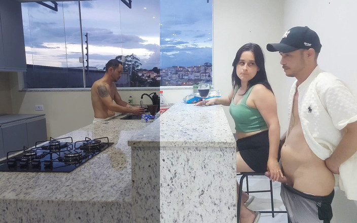 Jennyferpimenta: Šukání sexy manželky v kuchyni, dokud se nevystříká, Zatímco paroháč...