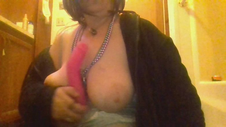 krazykristin: Can I Tittie Sex Vibe with You