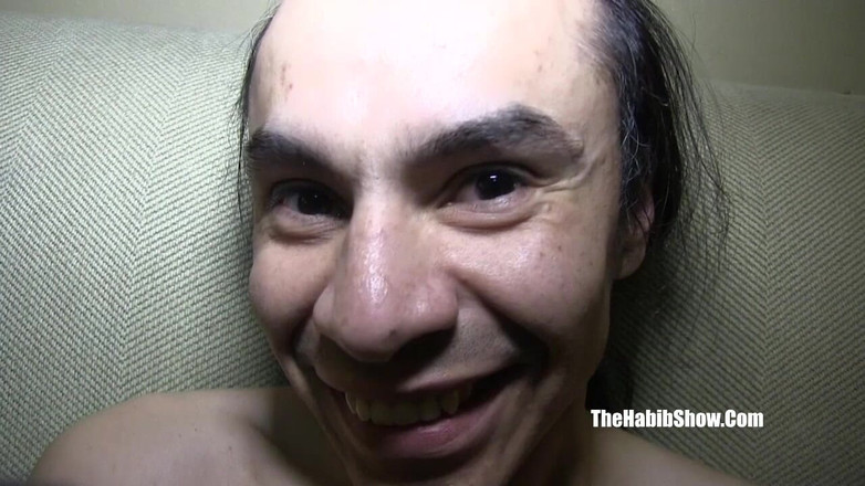 The Habib Show: पूर्ण Vid. एशियाई तीन लोगों की चुदाई. kimberly chi का एवीएन सप्ताहांत के दौरान macana man और jose Burns द्वारा वध किया जाता है