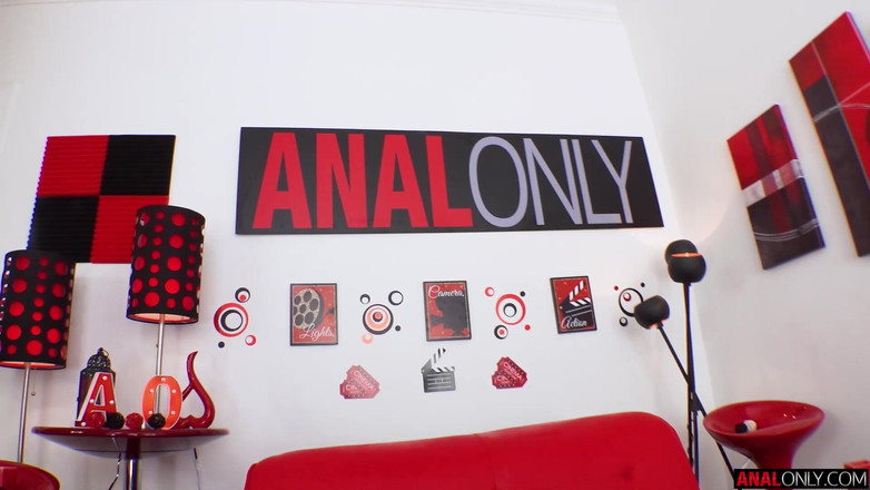 Anal Only: Pantat Chloe lagi pengen dientot