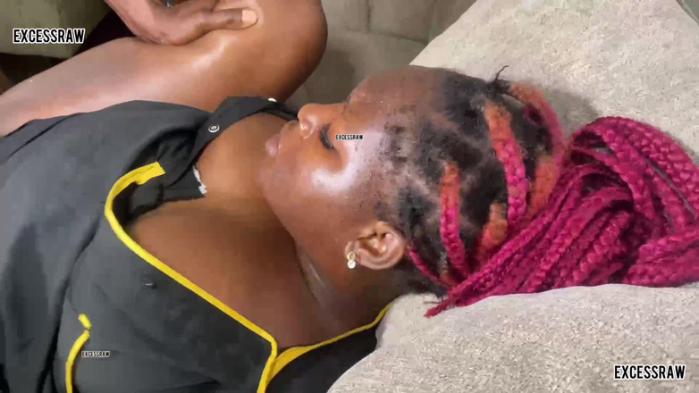 ExcessRaw: Saya Kehilangan Keamanan Saya Setiap Kali Dia Pulang Ke Rumah