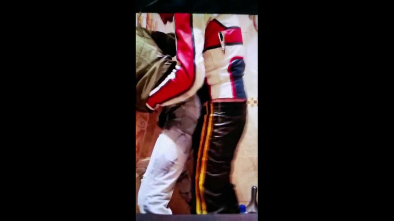 KinkySirius: 하드코어 섹스, 오럴, 오줌과 정액