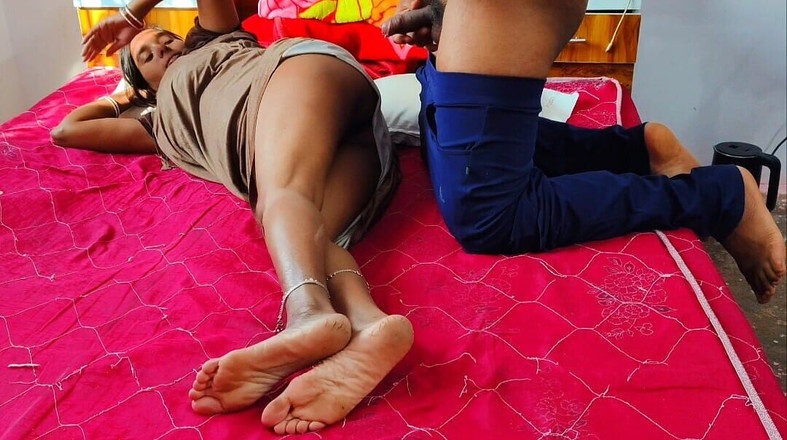 Premi pooja: Stiefzus en stiefbroer seksfilms - Pahli Bar Aaj Bhai Ne Muze...