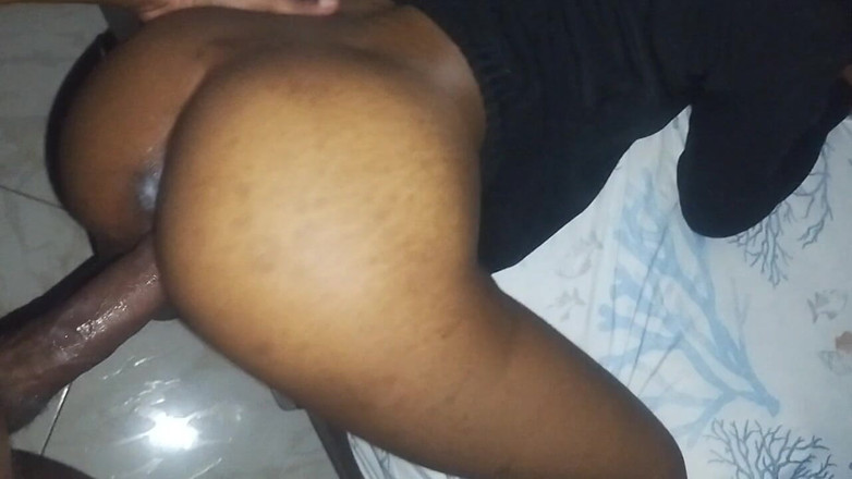 Freaky relatives: La vera sorellastra ama cavalcare il mio cazzo! Ragazzina figa...