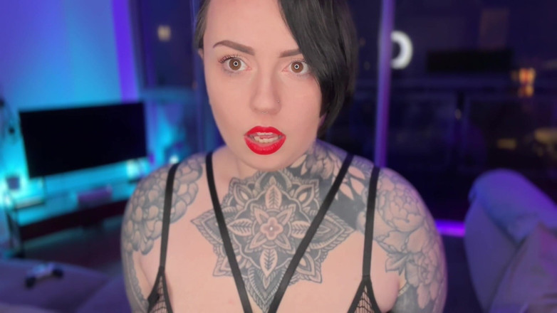 Miss Valentina: Agățare la bar, executrixxx