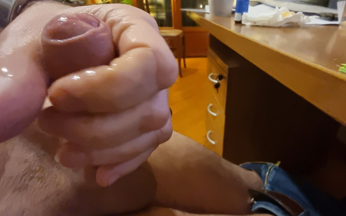 Jordance: Italian Men Jerk Big Dick and Big Ball Cumshot Big