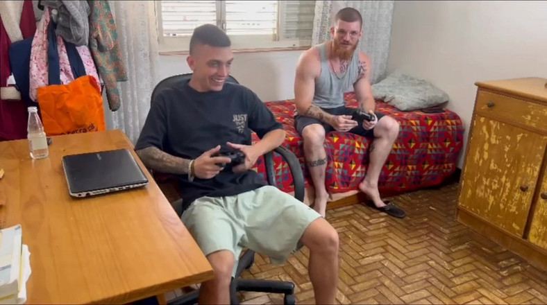 carmonaoficial: Je suis allé à la rencontre de ce gars