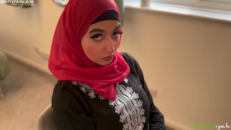 Aaliyah Yasin: Aaliyah Yasin üvey erkek kardeşinin dölünü yutmamaya çalışıyor