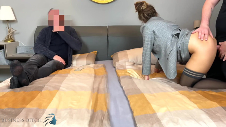 Business Bitch: Threesome sex meeting - intern fucks female boss