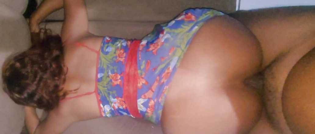 anal_queen_amateur: Třese jejím zadkem, dokud nedostane výstřik se spoustou spermatu