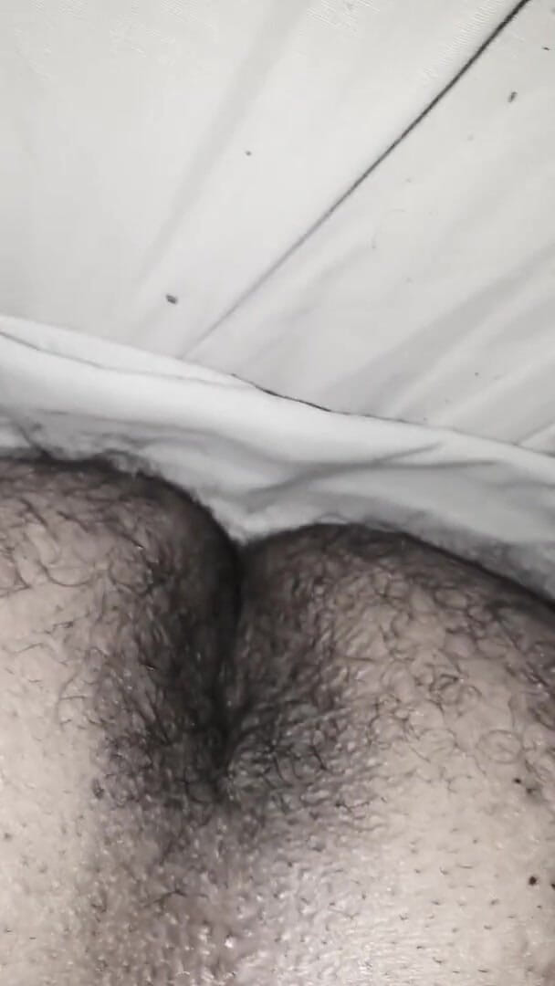 CACOFLORIPA: Showing cock hardening bag and ass