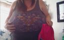NikNak BBW: विशालकाय सुन्दर औरत के बड़े स्तन, छोटी ब्रा - 42dd