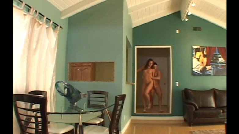 Bitch Girl Video: Dia Mendapat Fucked Oleh Dua Ayam Dalam Penembusan Berganda