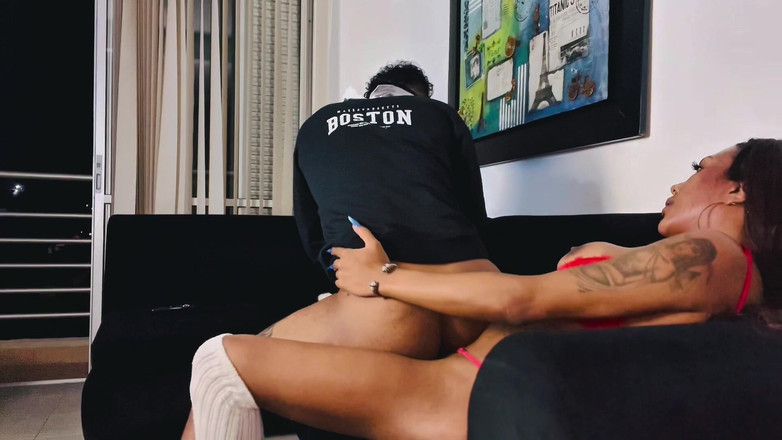 Pilar: Abonneer je en bekijk meer van mijn video's