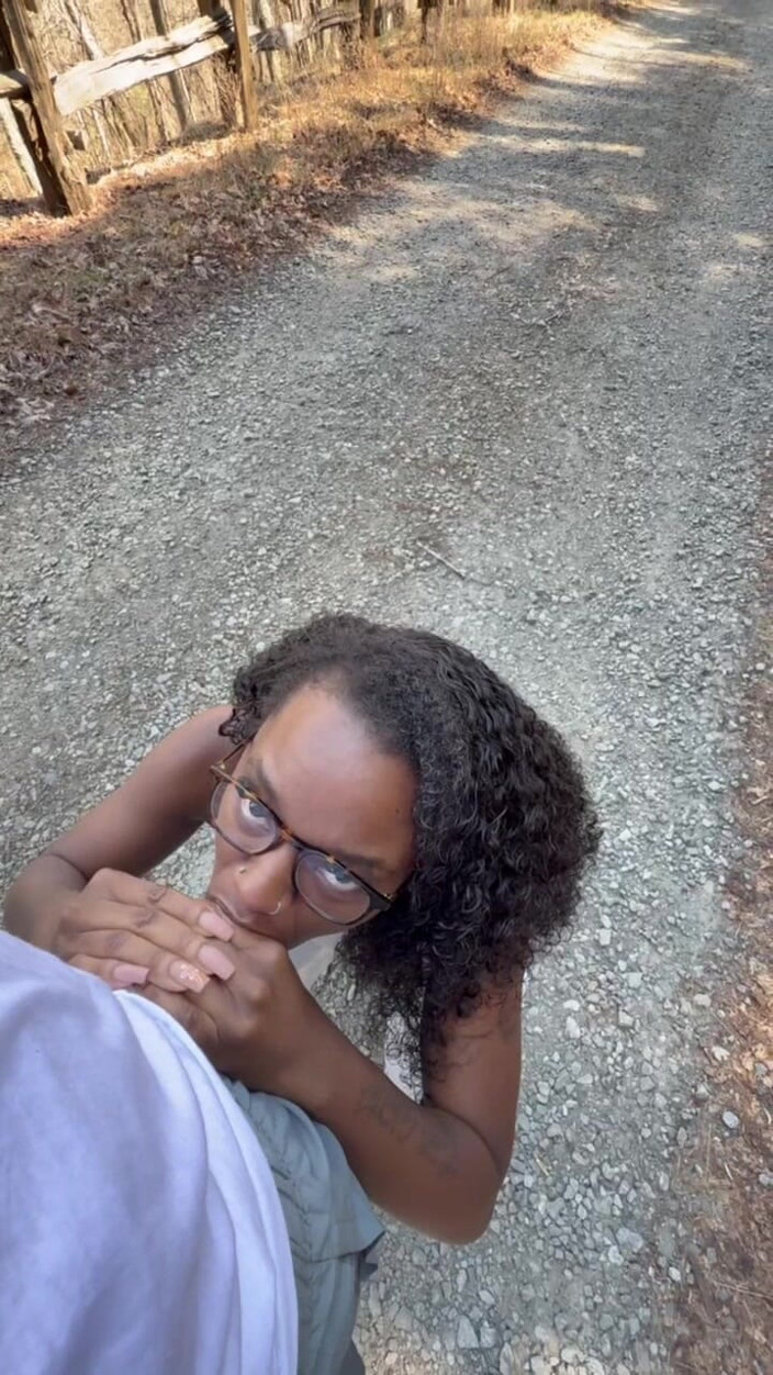 Majesty Nasty: Outdoor Blowjobs
