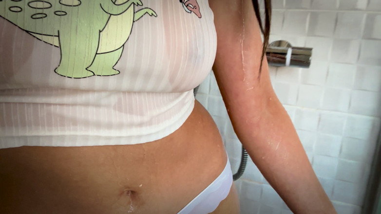 EkatherineSkott: Ducha caliente con consolador