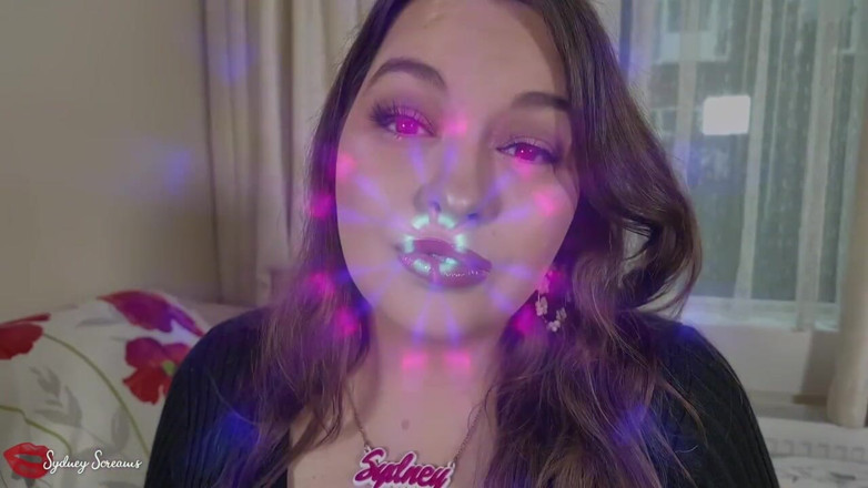 Sydney screams fetish: Trippy Kisses - You're Weak &amp; Obsessed with Sydney Screams' Mesmerizing Glossy...