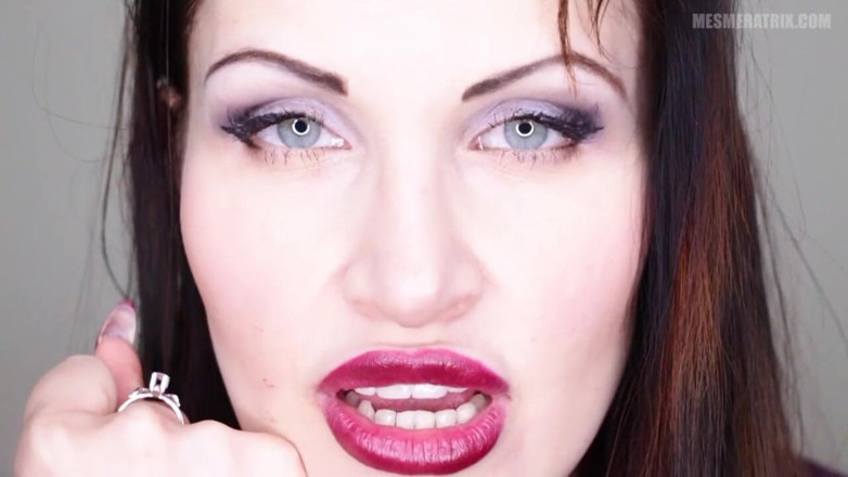 Lady Mesmeratrix Official: Femme fatale yang mempesona
