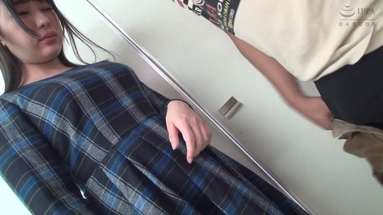 Raptor Inc: 12 ragazze amatoriali che fanno pompini ovunque vol. 7