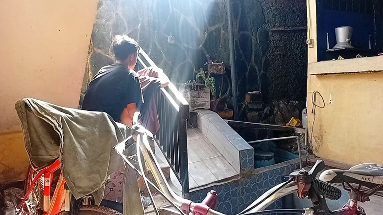 Famly sex: Soțul ei vitreg era atât de entuziasmat