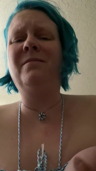 Full face vid of tied tits slapped