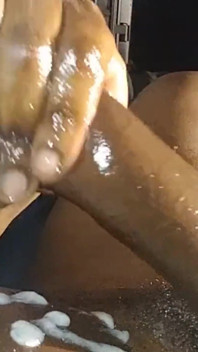 Zblízka Hlazení mého velkého tvrdého černého ptáka Sténání Cumshot