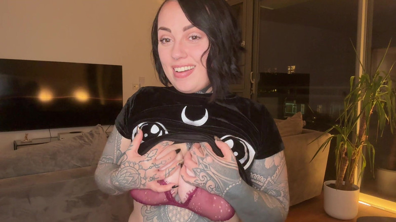 Miss Valentina: Ejakulator dini yang memalukan JOI