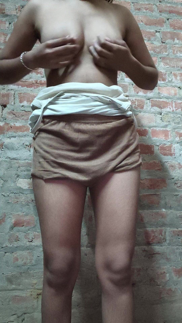 Moma: Xxx sexy videomeisje