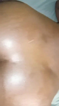Memek sempit adik tiriku yang super hot ini ngentot kontolku habis-habisan sampai matanya merem melek