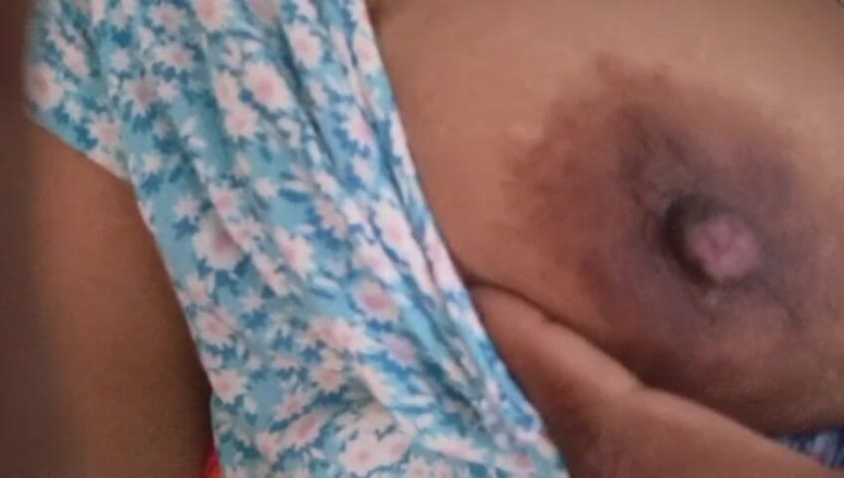 Miya White: Шри-ланкийская горячая блондинка