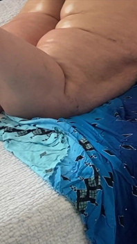 Fru Zina Gabon Låter BBC Älskare Massera Henne Och Kuka Henne Djupt Och Bra För BBC Creampie