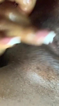 Hot Babe Blackgurl234 Caressing Her Pussy Till She Squirt
