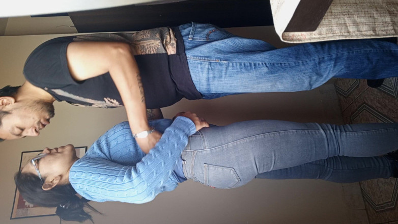 jo69sensualidadyplacer: Unfaithful Neighbor While Her Husband Bathes