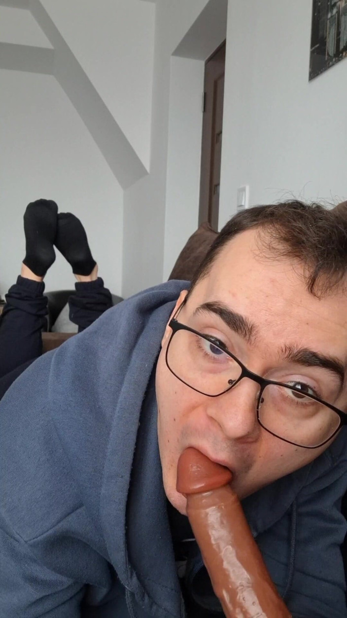 The college boy: Ssanie swojego kutasa, aż spust w moich ustach dildo