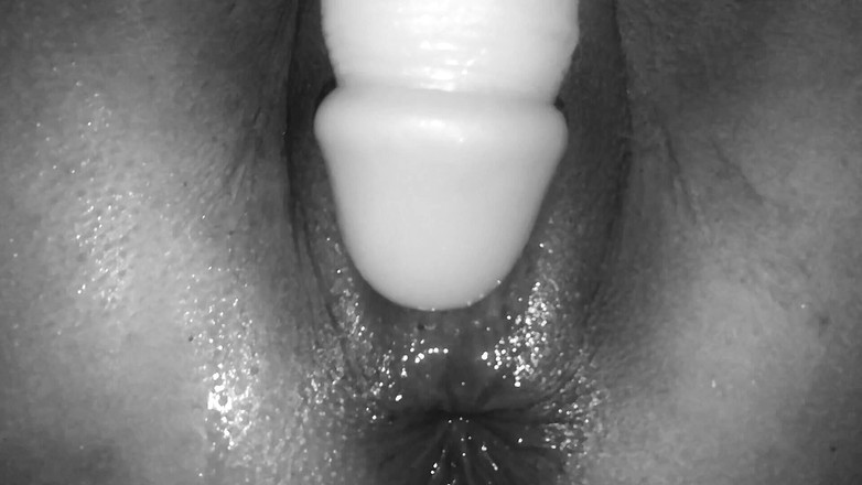 Triple AAA: Kiki bi - 在第三章中抽插它 - 英国熟女单人潮吹