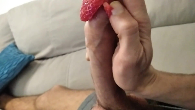 Elvissc: My Huge Fat Cock I Enjoyed Fucking This Strawberry so...