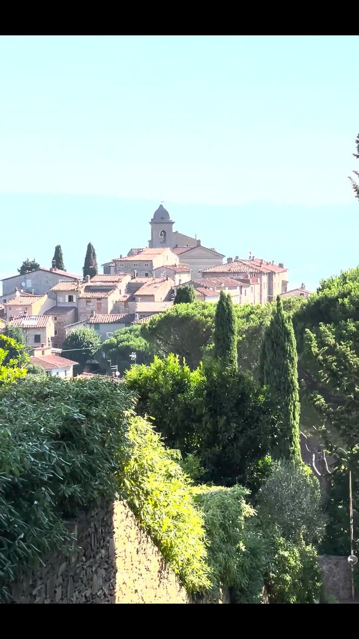 DaringKiara: Aujourd’hui, je veux vous emmener dans un endroit très spécial...