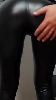 Hot Babe in Tight Leather Pants and Leather Jacket Gets a Cum Blast on Her Ass