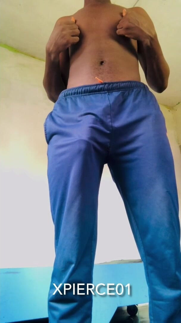 X Pierce solo: Mijn halfharde lul heel hard plagen