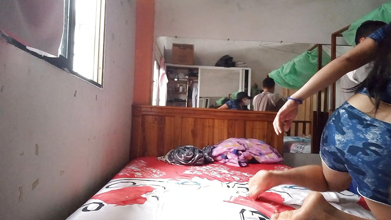 Martin13: Setkání nevlastní matky a jejího nevlastního syna začíná smyslně a...