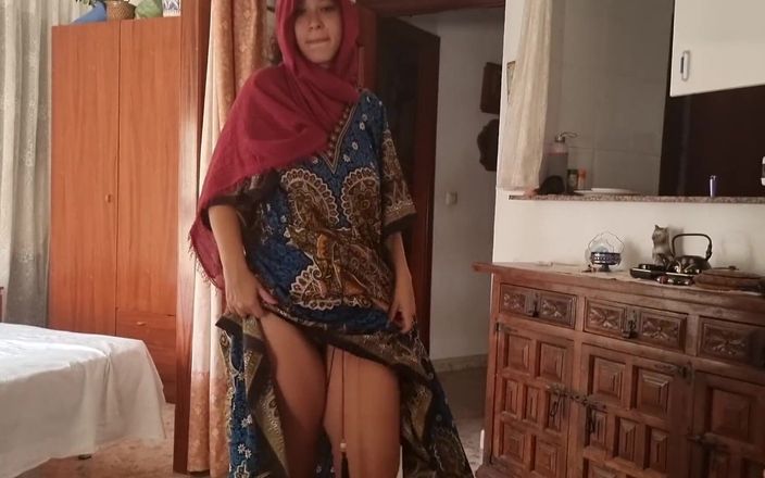 Holy candy: Adolescentă fierbinte hyjab