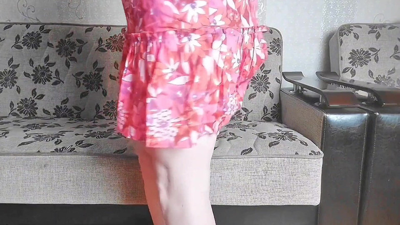 Kitty_Cross: Ladyboy con un gran culo sculacciata bollente shemale