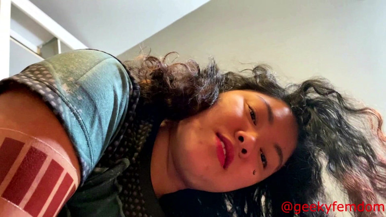 Geeky Femdom: 더블 코스프레 나쁜 엉덩이 두 피스터