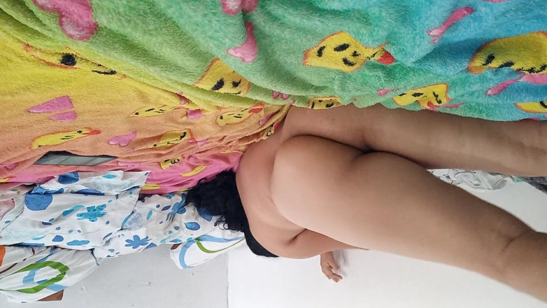 Valkyrieandluigy: Movimientos hipnotizantes: la danza sensual de Valquiria te volverá loco,...