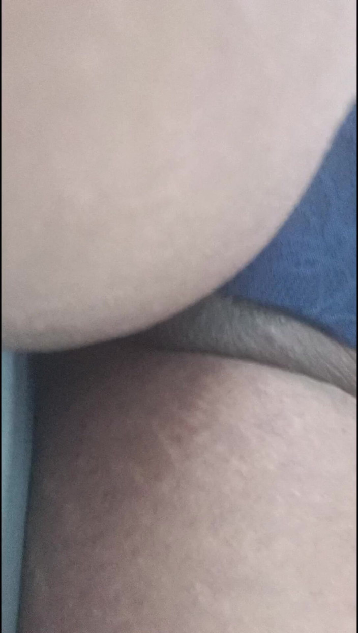 Hot chocolate 233: Joy riding fat pussy humping