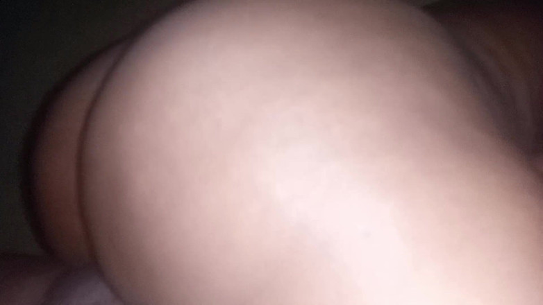 DFLOW69: 2 orgasmi mentre cavalcano e macinano il suo cazzo e...